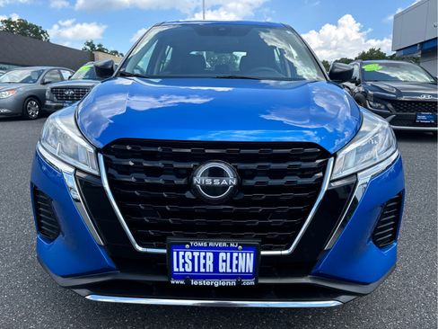Used 2023 Nissan Kicks S FWD image 4