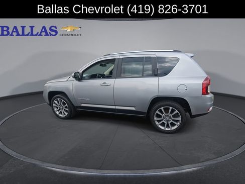 Used 2017 Jeep Compass High Altitude FWD image 6