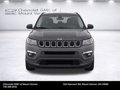 Used 2019 Jeep Compass Latitude AWD/4WD image 5