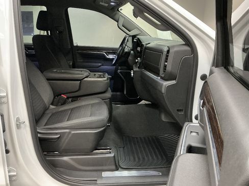 Used 2022 GMC Sierra 1500 Elevation AWD/4WD image 36