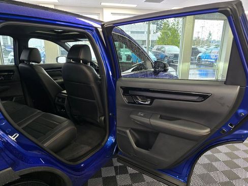 Used 2025 Honda CR-V Sport Touring image 41