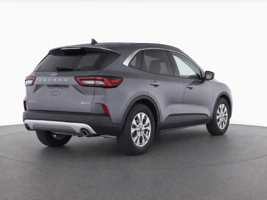 Certified 2024 Ford Escape Active AWD/4WD image 4