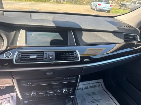 Used 2011 BMW 550i Gran Turismo xDrive AWD/4WD image 30
