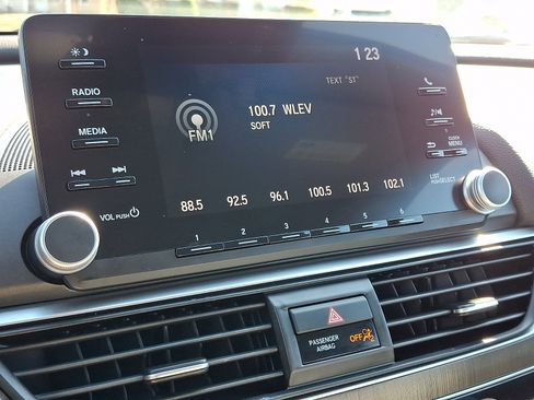 Used 2019 Honda Accord LX image 16