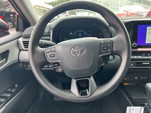 New 2026 Toyota Camry LE image 12