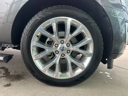 Used 2018 Ford Expedition Limited w/ Equipment Group 302A image 48