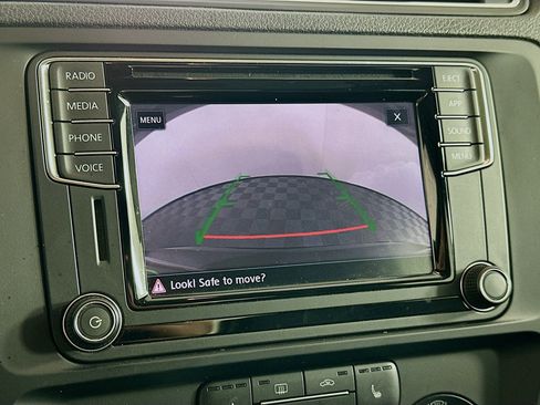 Used 2018 Volkswagen Jetta SE image 22