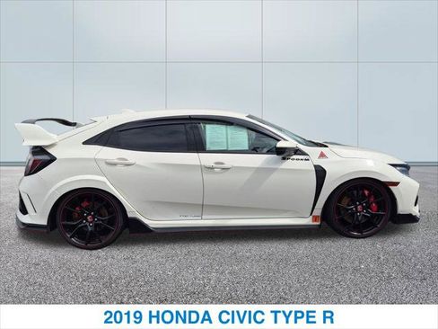 Used 2019 Honda Civic Type R image 6