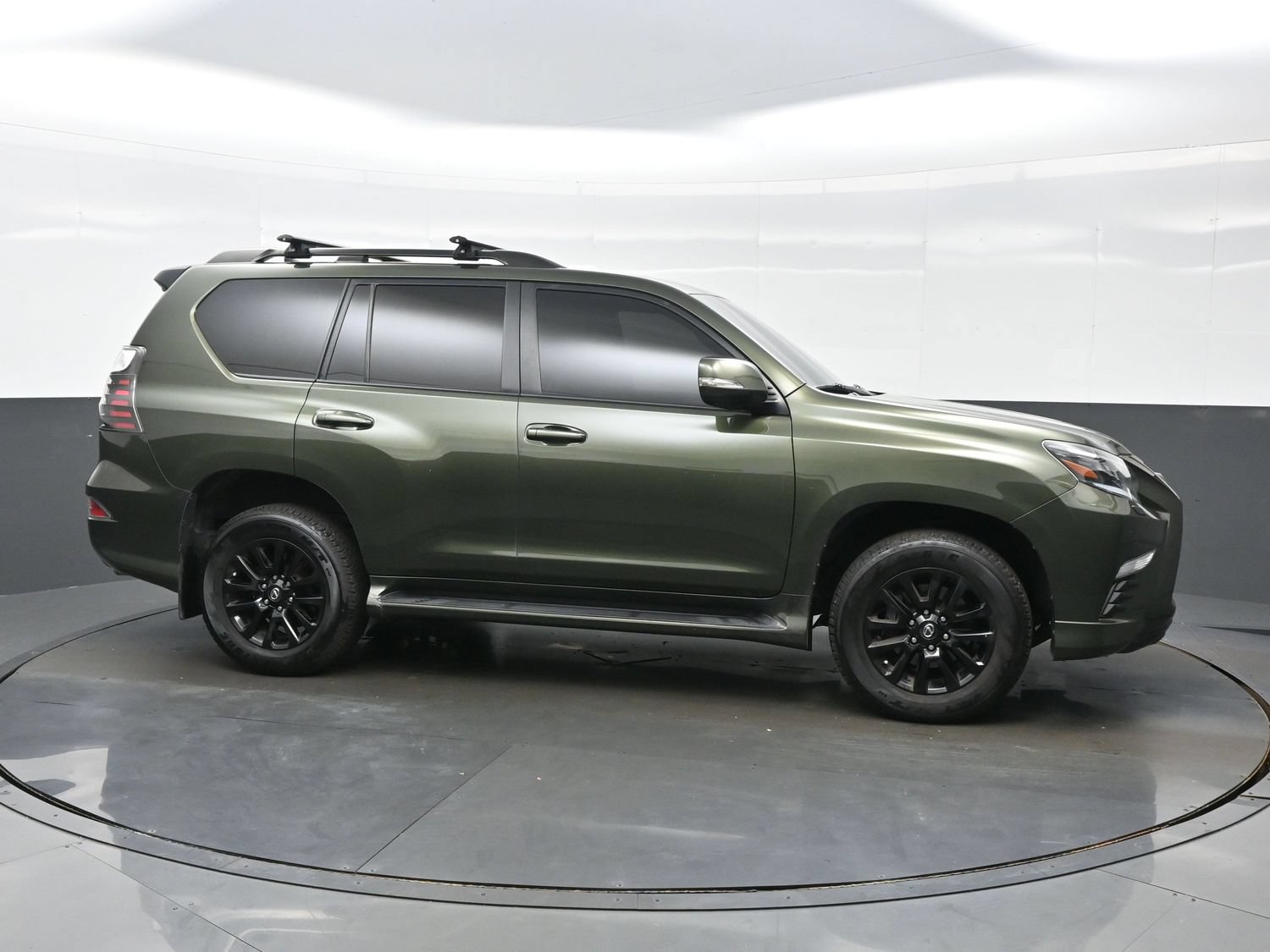 Used 2023 Lexus GX 460 w/ Black Line Special Edition AWD/4WD image 7