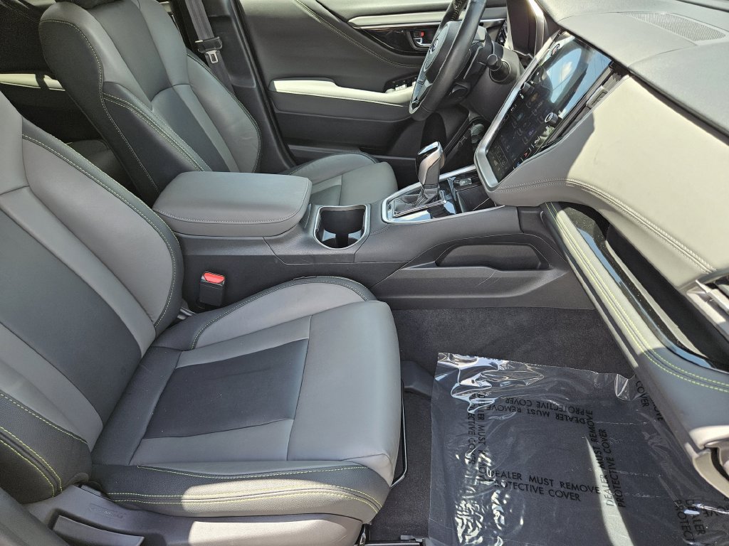 Used 2025 Subaru Outback Onyx Edition AWD/4WD image 15