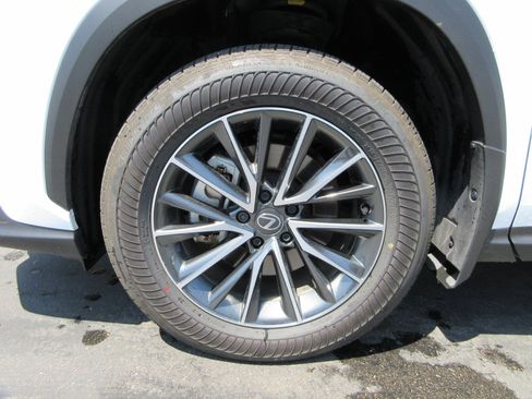 Used 2026 Lexus NX 350h AWD w/ Accessory Package (2T) image 18