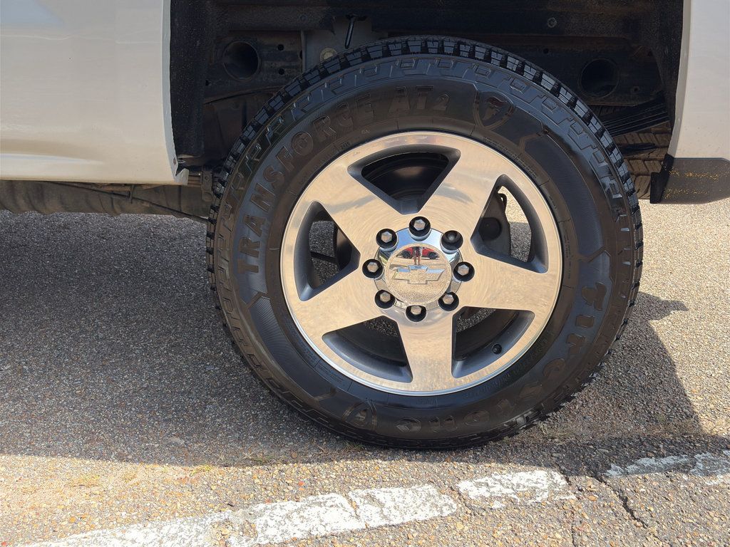 Used 2019 Chevrolet Silverado 2500 LTZ w/ Duramax Plus Package AWD/4WD image 27