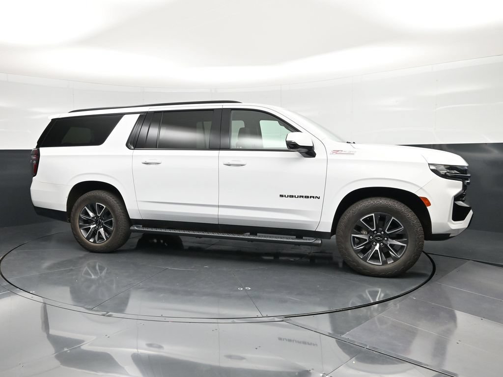 Used 2021 Chevrolet Suburban Z71 w/ Z71 Signature Package AWD/4WD image 5