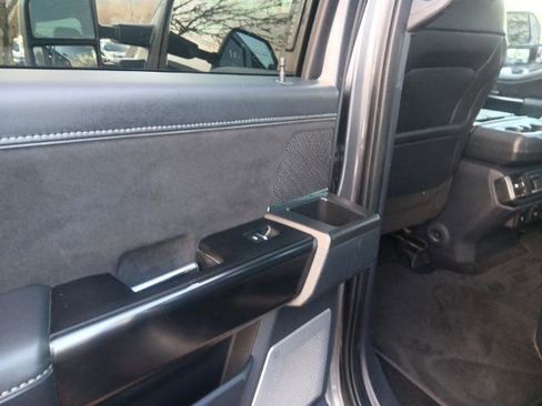 Certified 2022 Ford F150 Platinum image 19