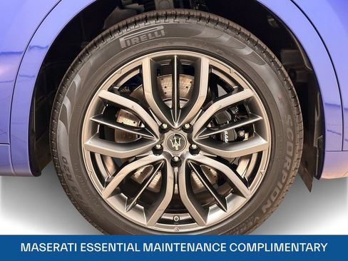Used 2024 Maserati Levante GT Ultima AWD/4WD image 16