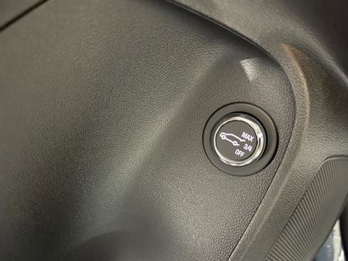 New 2025 Buick Envista Avenir image 25