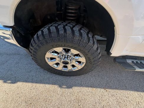 Used 2018 Ford F250 Lariat w/ Lariat Ultimate Package AWD/4WD image 8