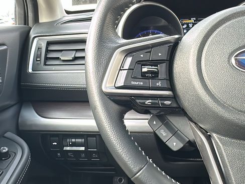 Used 2018 Subaru Legacy 2.5i Limited image 17