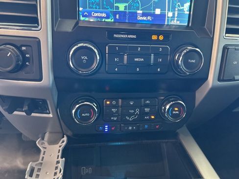 Used 2021 Ford F250 Lariat w/ Lariat Ultimate Package image 48