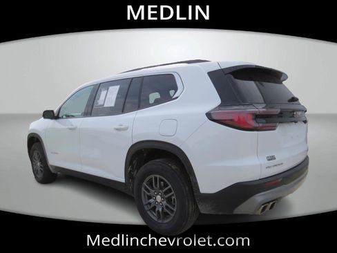 Used 2025 GMC Acadia Elevation image 5
