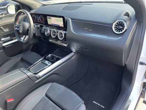 Used 2025 Mercedes-Benz GLA 250 GLA 250 SUV image 46