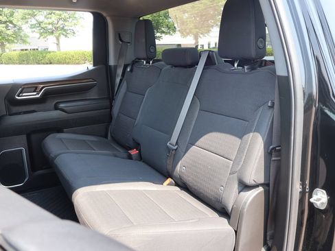 Used 2023 Chevrolet Silverado 1500 RST AWD/4WD image 30