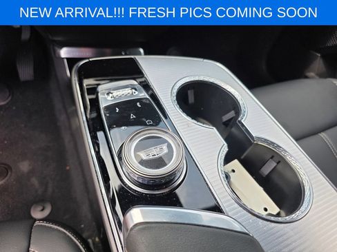 Used 2024 Cadillac Lyriq Tech RWD image 10