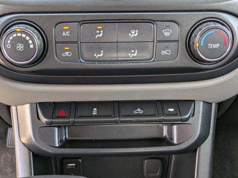 Used 2018 Chevrolet Colorado W/T w/ WT Convenience Package image 21