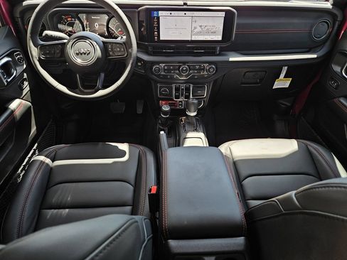 New 2026 Jeep Wrangler Unlimited Rubicon AWD/4WD image 9