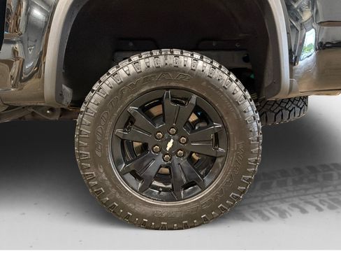 Used 2022 Chevrolet Colorado ZR2 w/ ZR2 Midnight Special Edition AWD/4WD image 51