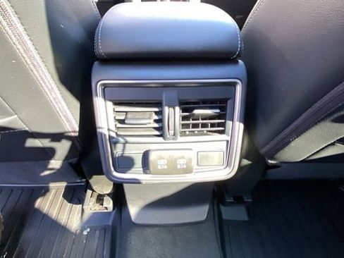 Used 2023 Subaru Forester Limited AWD/4WD image 14