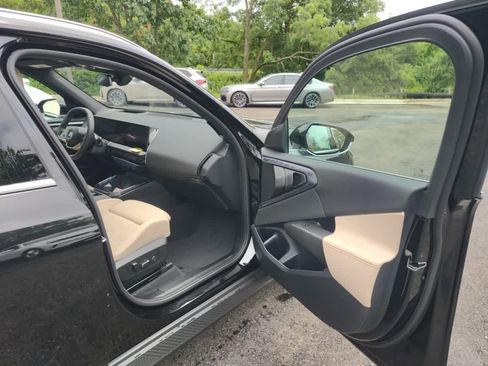 Used 2025 BMW X3 xDrive30i w/ Premium Package image 15