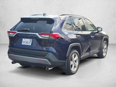 Used 2020 Toyota RAV4 Limited AWD/4WD image 5