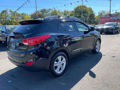 Used 2013 Hyundai Tucson GLS image 17