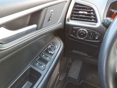 Used 2024 Ford Edge ST-Line AWD/4WD image 19