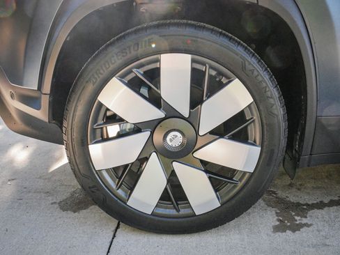 Used 2023 Fisker Ocean One image 13