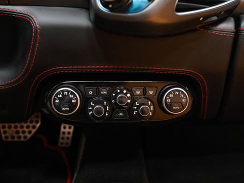 Used 2013 Ferrari 458 Spider RWD image 35