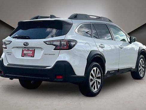 Used 2023 Subaru Outback Premium AWD/4WD image 6