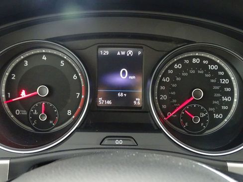 Used 2019 Volkswagen Atlas SE image 28