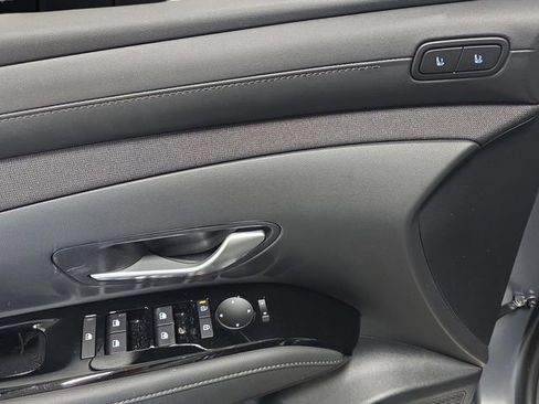 New 2026 Hyundai Tucson Limited image 32