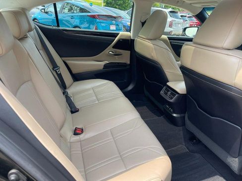 Used 2021 Lexus ES 350 w/ Accessory Package 2 image 15