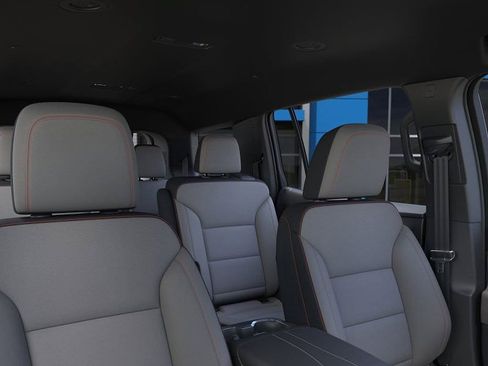 New 2026 Chevrolet Traverse LT w/ Driver Confidence Package AWD/4WD image 24