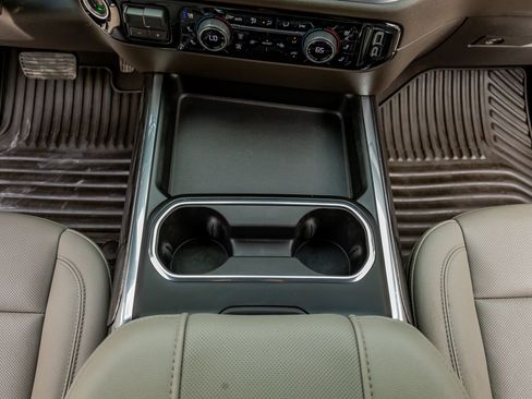 Used 2026 Chevrolet Silverado 2500 LTZ w/ LTZ Plus Package image 27