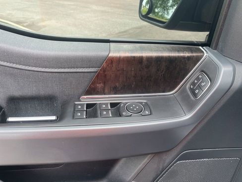 Used 2021 Ford F150 Lariat RWD image 17