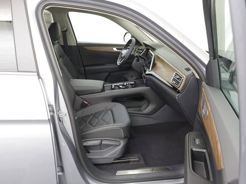 New 2026 Volkswagen Atlas SE image 19