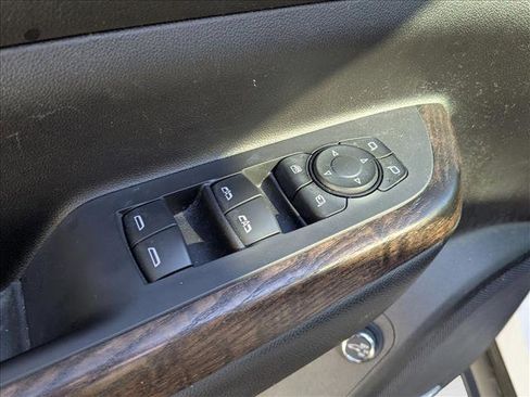 Used 2021 GMC Acadia Denali w/ Denali Technology Package image 11