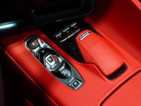 Used 2024 Chevrolet Corvette Stingray Premium Conv w/ Z51 Performance Package image 47