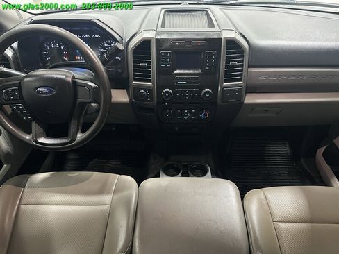 Used 2017 Ford F250 XL w/ Power Equipment Group image 6