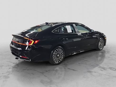 Used 2023 Hyundai Sonata Limited w/ Cargo Package image 5