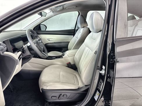 Certified 2025 Hyundai Tucson SEL FWD image 13